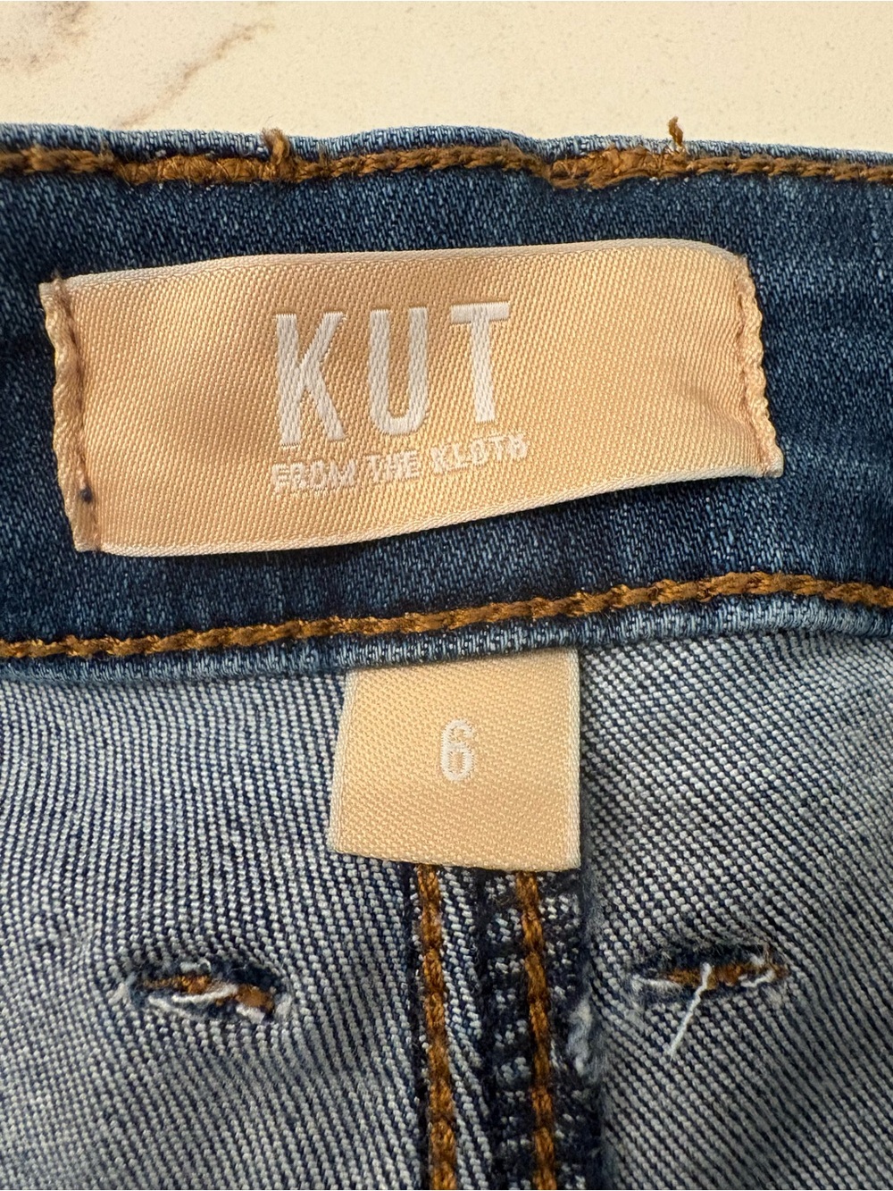 Kut from the Kloth Meg Wide Leg High-Rise Women's Jeans - Light Blue Denim. NWOT - Picture 4 of 7